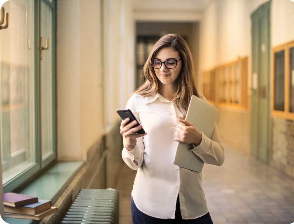 woman with note